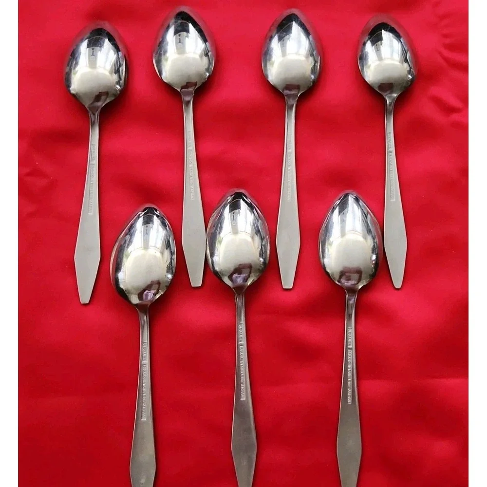 7 Teaspoons Tea Center Ridge NSCO National Stainless Sequel 6 1/8